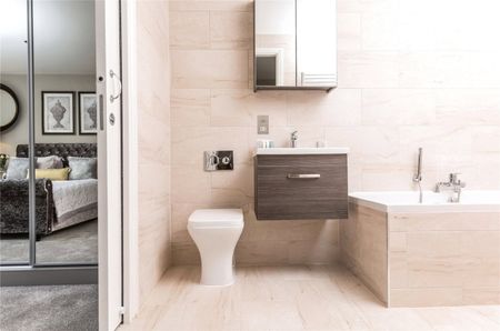 Stratton Court Village, - Photo 5