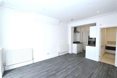 St. Aubyns Road, London, SE19 - Photo 2