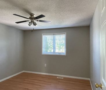 For Lease - 53 Garibaldi Drive Unit# Main, Barrie, Ontario - Photo 4