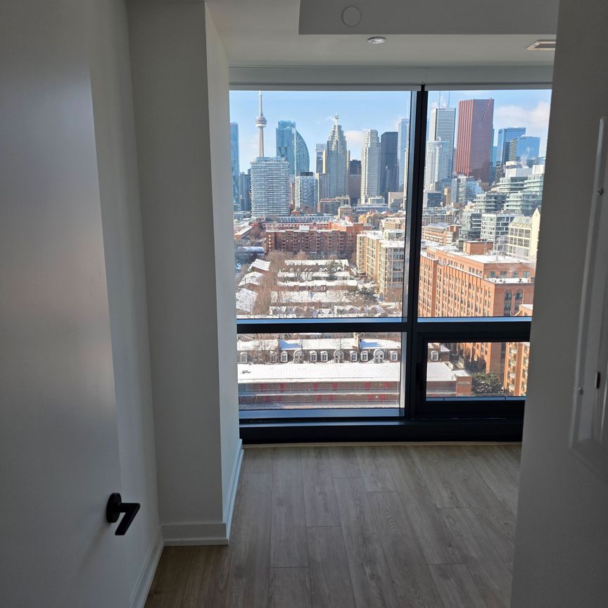 For Lease - 35 Parliament Street Unit# 1504, Toronto, Ontario - Photo 1