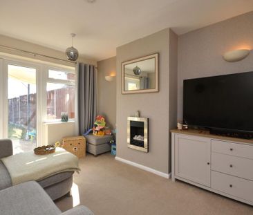 2 bedroom semi-detached bungalow to rent - Photo 1