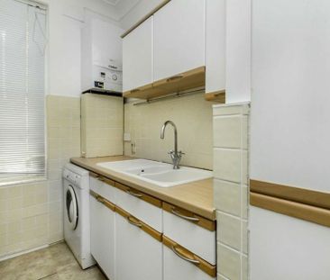 Beaumont Crescent - Photo 5