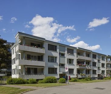 Komfortabel wohnen in gepflegtem Mehrfamilienhaus - Photo 1