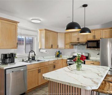 For Lease - 1537 LANGLOIS Unit# UPPER, Windsor, Ontario - Photo 6