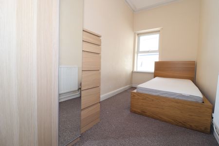 Richmond Road, Roath - Photo 2