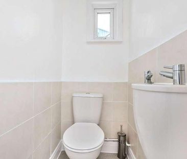 The Steyne, Bognor Regis, West Sussex, PO21 - Photo 6