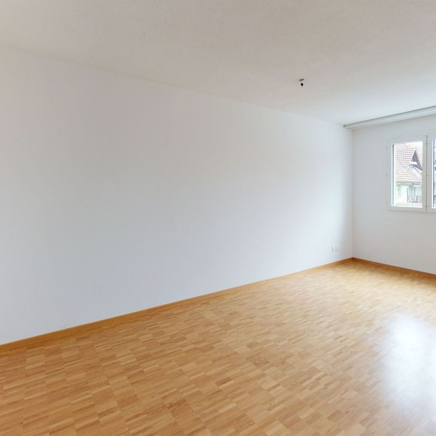 Right on the lake – enjoying life! - Photo 1