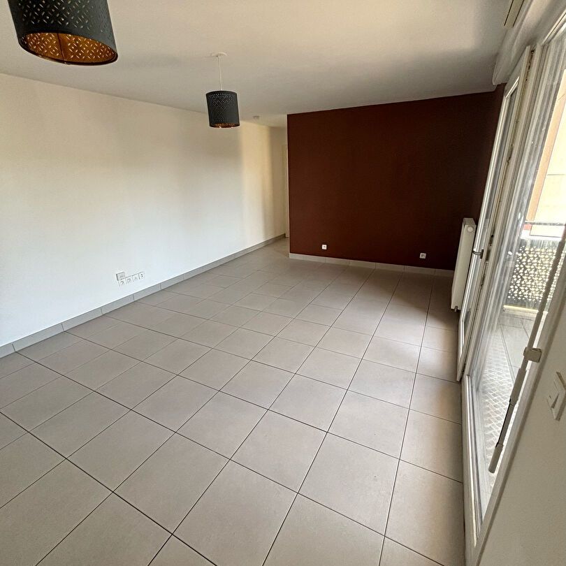 Location appartement 3 pièces, 58.75m², Melun - Photo 1