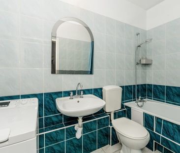 Przestronna kawalerka, oddzielna kuchnia, balkon 30.4 m² - Фото 3