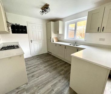 4 bedroom house to rent - Photo 4