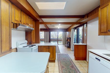 128 Scenic Drive, Merewether Heights NSW 2291 - Photo 2