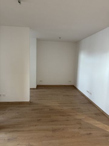 Luxuriöse 2-Zimmer-Wohnung mit Wintergarten und gehobener Ausstattung - Photo 5