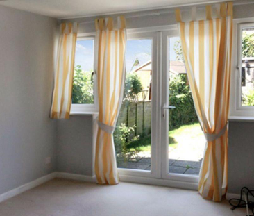 2 bedroom terraced house to rent - Photo 2