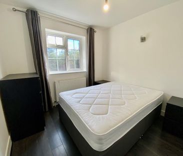 Ridgeway West Parley, BH22, Ferndown - Photo 6