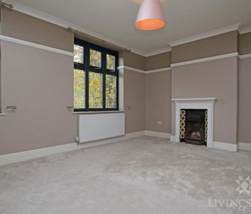 4 bedroom terraced house to rent - Photo 1