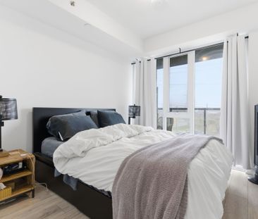 For Lease - 3200 Dakota Common Unit# B303, Burlington, Ontario - Photo 6