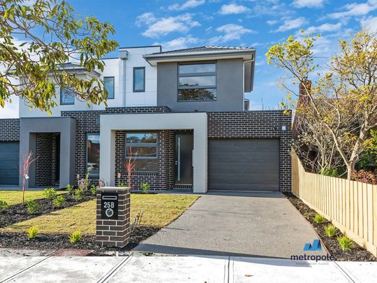 25B Waratah Street, BENTLEIGH EAST, VIC - Photo 1