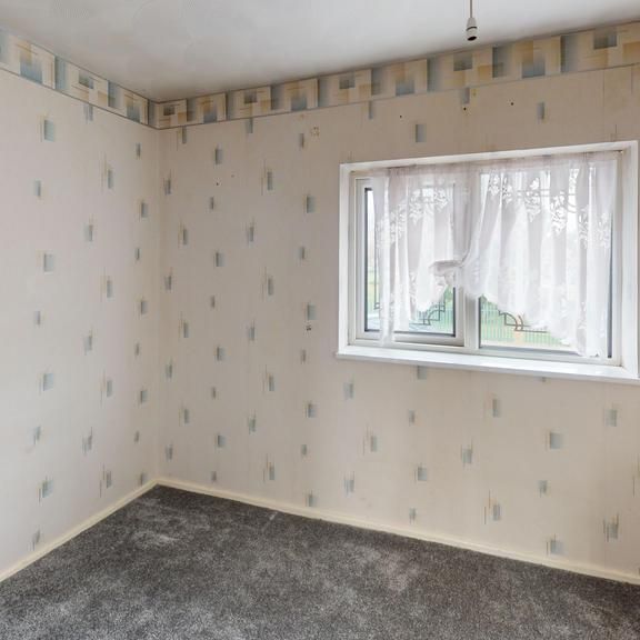 3 bedroom end of terrace house to rent - Photo 1