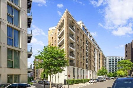 Admiralty Avenue, Royal Wharf, Silvertown, London, E16 - Photo 4