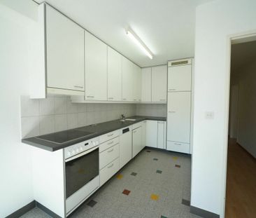 Stadtnahe 4.5-Zimmerwohnung in Luzern - Photo 2