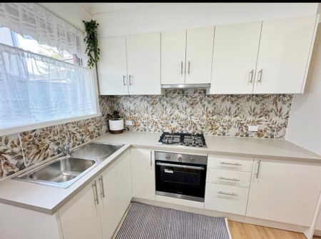 1/7 Mercer Street, Oakleigh East - Photo 2