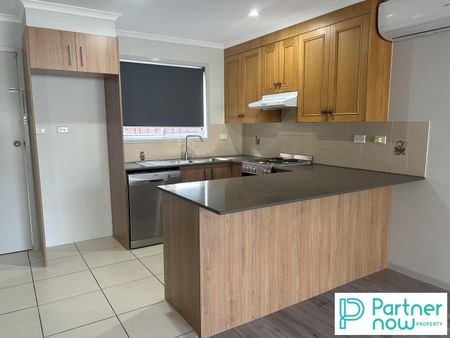 2/73 Crown Street, TAMWORTH NSW 2340 - Photo 4