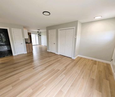 202 - 389 Avenue Des Bouleaux, Vallee-Jonction - Photo 2