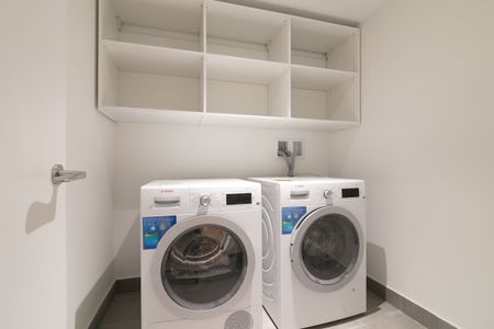 4930 Queen Mary Road - Photo 2