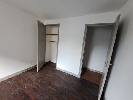 Appartement À Louer 3 Pièces , 55 M² - Photo 3