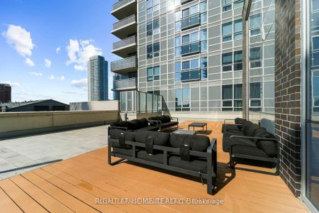 For Lease - 255 Village Green Square Unit# 1007, Toronto, Ontario - Photo 4