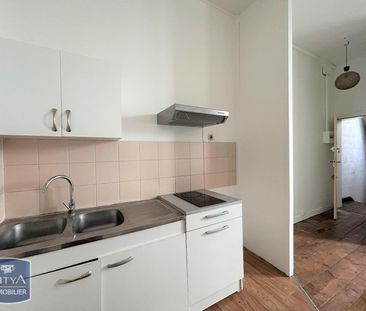 Location Appartement 2 pièces 51m² SAINTES 17100 - Photo 6