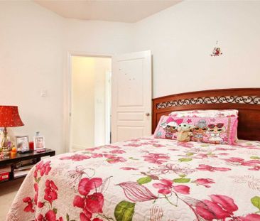 For Lease - 4 Humberstone Crescent, Brampton, Ontario - Photo 4