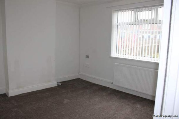 3 bedroom property to rent in Wingate - Photo 1