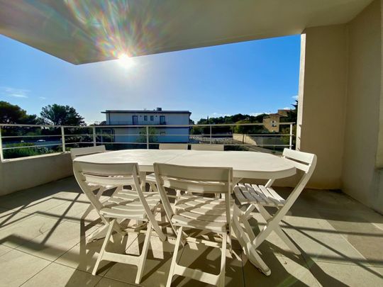 « VILLENEUVE-LES-AVIGNON - APPARTEMENT T4 105M² AVEC TERRASSE ET DOUBLE GARAGE » - Photo 1