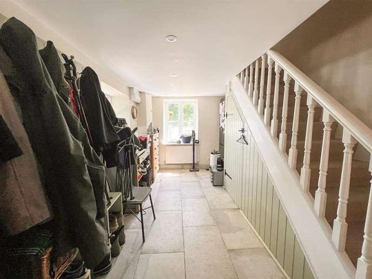 West End, Ebbesbourne Wake, Salisbury, SP5 - Photo 1