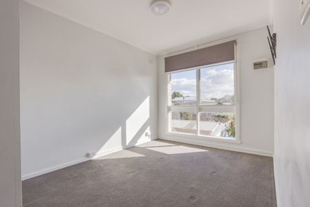 8/155 Verner Street Geelong - Photo 3