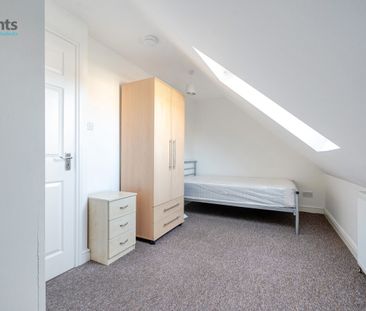 5 bedroom semi-detached house to rent - Photo 6