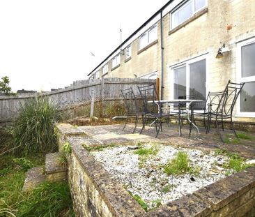 4 bedroom terraced house to rent - Photo 6