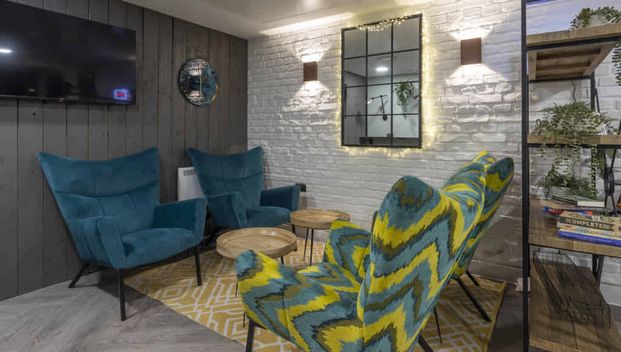 Premier Studio - Photo 1