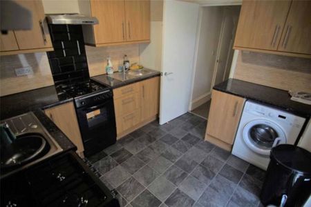 Kingston Road, Southville - Photo 3