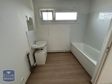 Location Appartement 2 pièces 54m² CHOLET 49300 - Photo 5