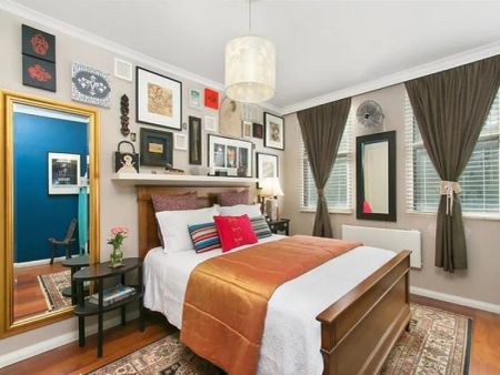 Three Bedroom Apartment with One Carspace - Unfurnished - Photo 3