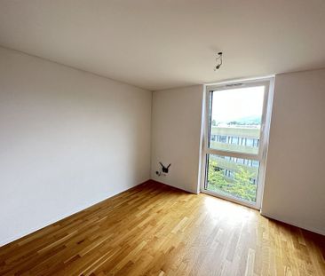 Moderne et proche des commerces - Photo 2