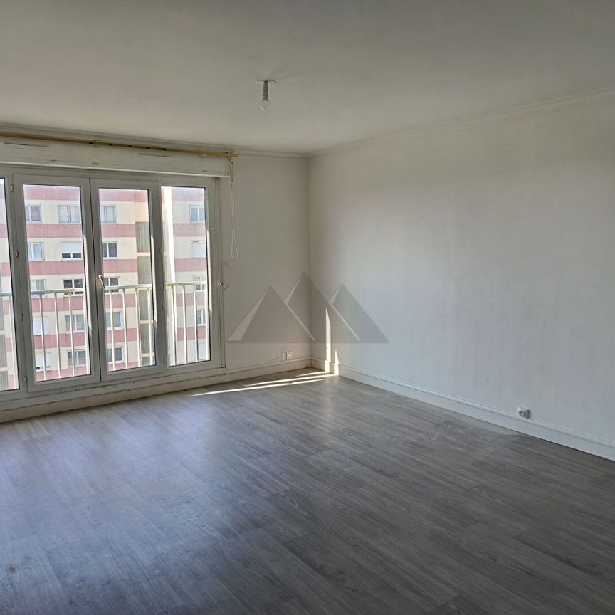 Location Appartement 5 pièces 83m² - Photo 1