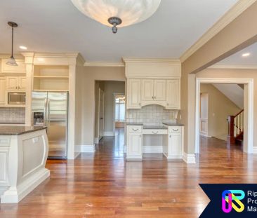 31 Snowberry Gate, Calgary - N/A — 5 Bedroom - Photo 6