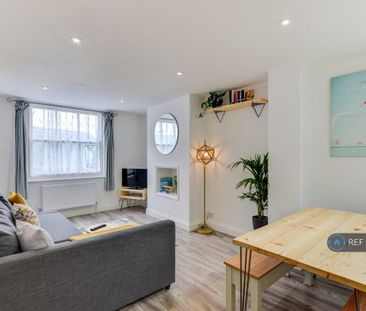 2 bedroom terraced house to rent - Photo 2