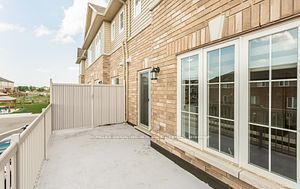 For Lease - 1 Glade Lane, Hamilton, Ontario - Photo 4