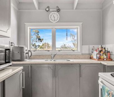 2 Bedroom Unit - Photo 3