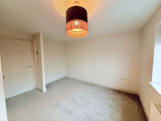 43 Beechcroft Drive, - Photo 1