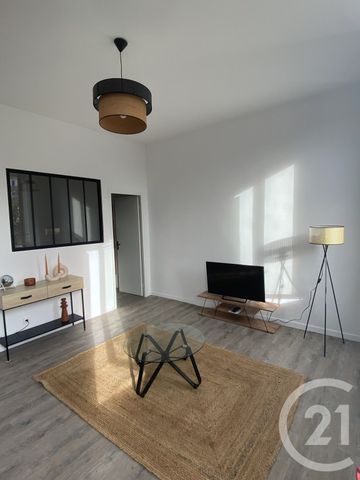 Location Appartement 2 pièces 47m² MARSEILLE 4ème - Photo 2
